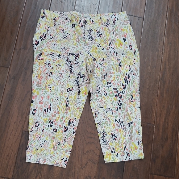 Madison Pants - Madison Multicolor Abstract Polka-dot Cropped Pants size 14